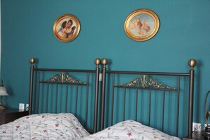In-room safe, free WiFi, bed sheets - Polyxenia Hotel (Nafplio)