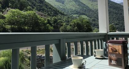 T2 +alcove, récent 4/5 pers. Parking. Balcon. Wifi