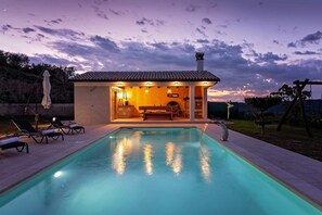 Villa | Pool