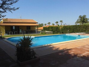 Piscina stagionale all'aperto