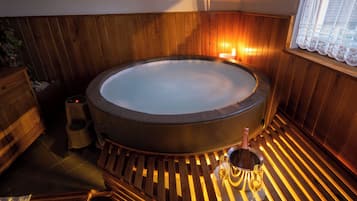 Bồn tắm spa riêng