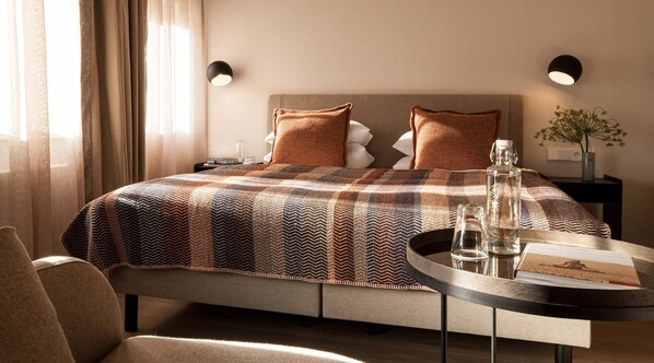 Egyptian cotton sheets, premium bedding, down duvets, pillow-top beds