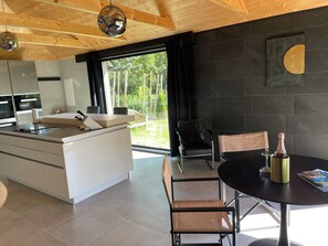 冰箱、烤箱、炉灶、洗碗机