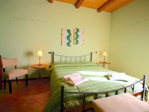 Ferienhaus | 2 Schlafzimmer, individuell eingerichtet, Bettwäsche