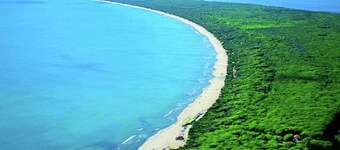 Close to the Sea, Air-conditioned