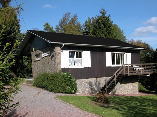 Cozy Chalet With Private Garden Near the Forest
