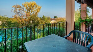 Unclassified image, 2 of 38, button - Lovely Home in Polpenazze del Garda With Pool (Polpenazze del Garda)