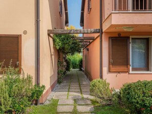 Reception - Lovely Home in Polpenazze del Garda With Pool (Polpenazze del Garda)