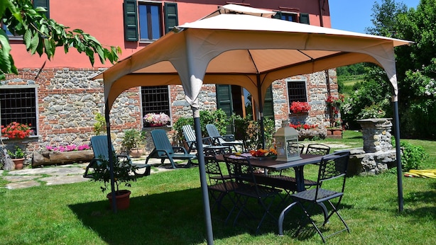 Exterior - Independent Tuscan Holiday Home With Garden and Valley Views (Castiglione di Garfagnana)