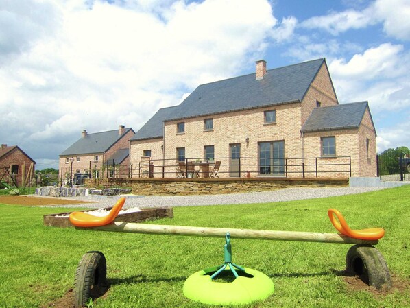 House | Exterior - Holiday Home in Vodelee Near Lacs de L'eau D'heure (Doische)