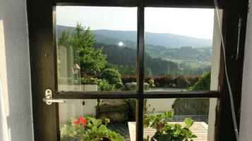 Rumah | Pemandangan dari properti