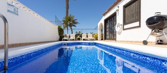 SPECTACULAR SEA VIEW 3 BEDROOMED HOLIDAY HOME WITH HEATED POOL