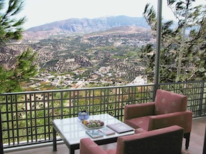 Villa | Vista desde la propiedad