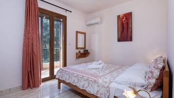 House | 2 bedrooms, individually furnished, bed sheets