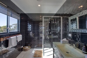 Bathtub, hair dryer, towels