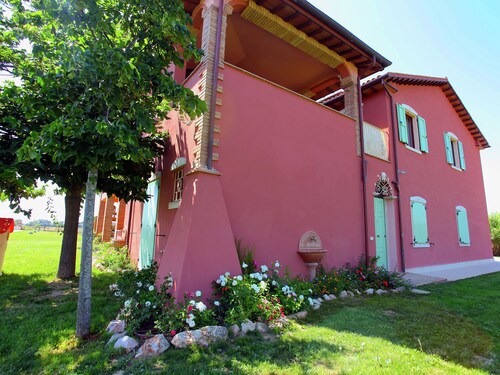Modern Villa in Grosseto With Swimming Pool