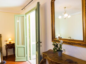 House | Interior detail