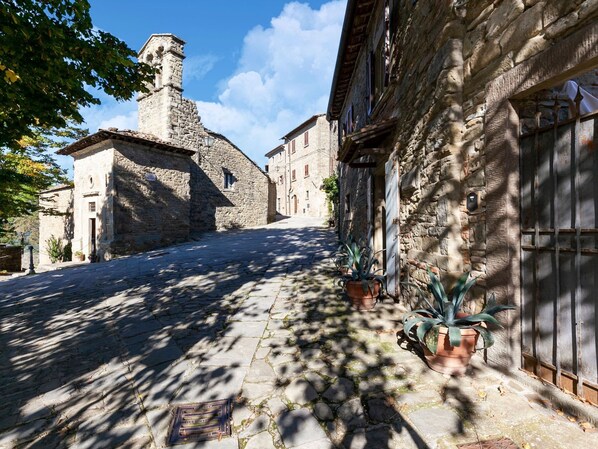 House | View from property - Belvilla by OYO Mimosa (Cortona)