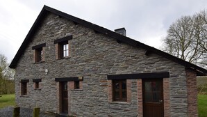 Unclassified image, 2 of 23, button - Tranquil Holiday Home in Houffalize With Barbecue (Houffalize)