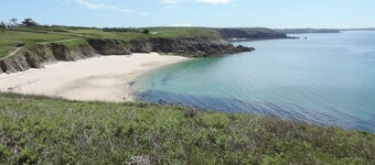 Maison en bord de mer, à 400 m des plages, avec fibre optique.