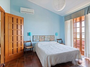 Villa | 3 bedrooms, individually furnished, bed sheets - Belvilla by OYO Quaint Villa in Carini With Garden (Carini)