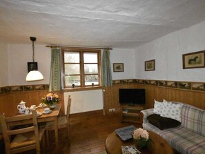 House | Living room