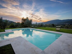 Pool - Holiday Home in Castiglion Fiorentino w/ Pool (Castiglion Fiorentino)