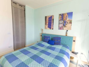 Apartment | 2 Schlafzimmer, individuell eingerichtet, Bügeleisen/Bügelbrett