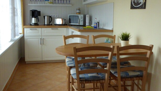 Unclassified image, 1 of 22, button - Bungalow in Zweedorf, Ostsee (Bastorf)