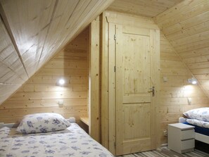 House | 2 bedrooms, bed sheets