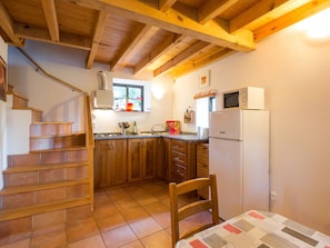 House | Private kitchen | Fridge, microwave, stovetop, coffee/tea maker