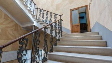 House | Bahagian dalam