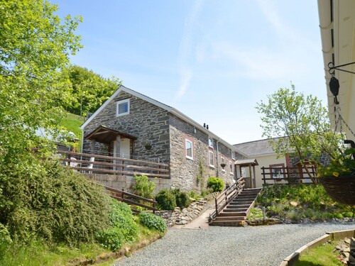 Charming Holiday Home in Llangurig With Garden