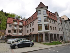 Apartment | Exterior - Beautiful Apartment in a Spa Resort, Only 2,5 km From the Jáchymov Chairlift - Keilberg (Jachymov)