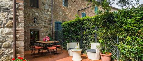 تناول الطعام