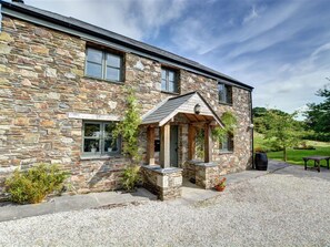 Exterior - Spacious Natural Stone Holiday Home With Wooden Beams and Authentic Open Fireplace (Callington)