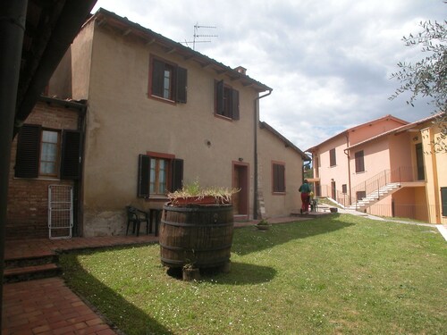 Holiday in old Casa Colonica 17th Century
