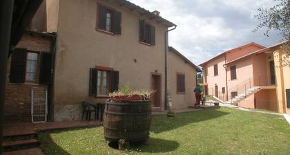 Holiday in old Casa Colonica 17th Century