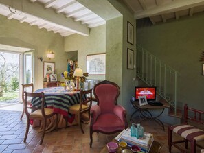 Dining - Romantic Retreat With Pool (Cortona)