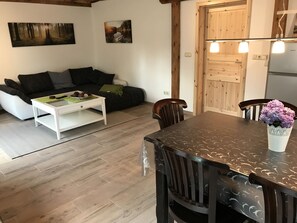 House | Living room | TV - Ferienhaus in Neu Poserin for 5 Personen (Neu Poserin)