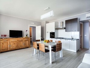 Dining - Spacious Apartment in Taormina With Swimming Pool (Taormina)