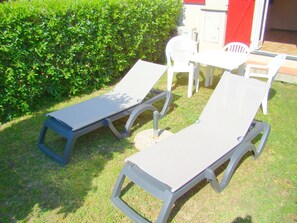 Balcony - Charming Holiday Home in San Bartolomeo al Mare With Pool (San Bartolomeo al Mare)