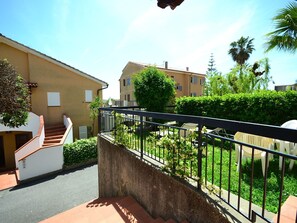 Exterior - Charming Holiday Home in San Bartolomeo al Mare With Pool (San Bartolomeo al Mare)