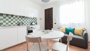 In-room dining - Italianway - Ottoventi Apartments (Lampedusa)