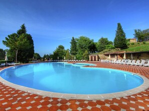 Outdoor pool, a heated pool - Belvilla by OYO Salti (Montalcino)
