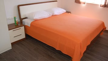 Departamento | 2 habitaciones, muebles diferentes y ropa de cama