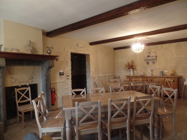 House | Dining - Farmhouse in Aublain With Terrace (Couvin)