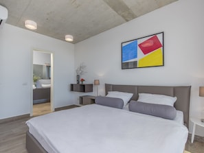 Villa | 2 bedrooms, individually furnished, iron/ironing board