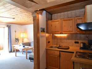 Apartment | Eigene Küche | Hochstuhl