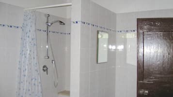 Cottage | Bathroom